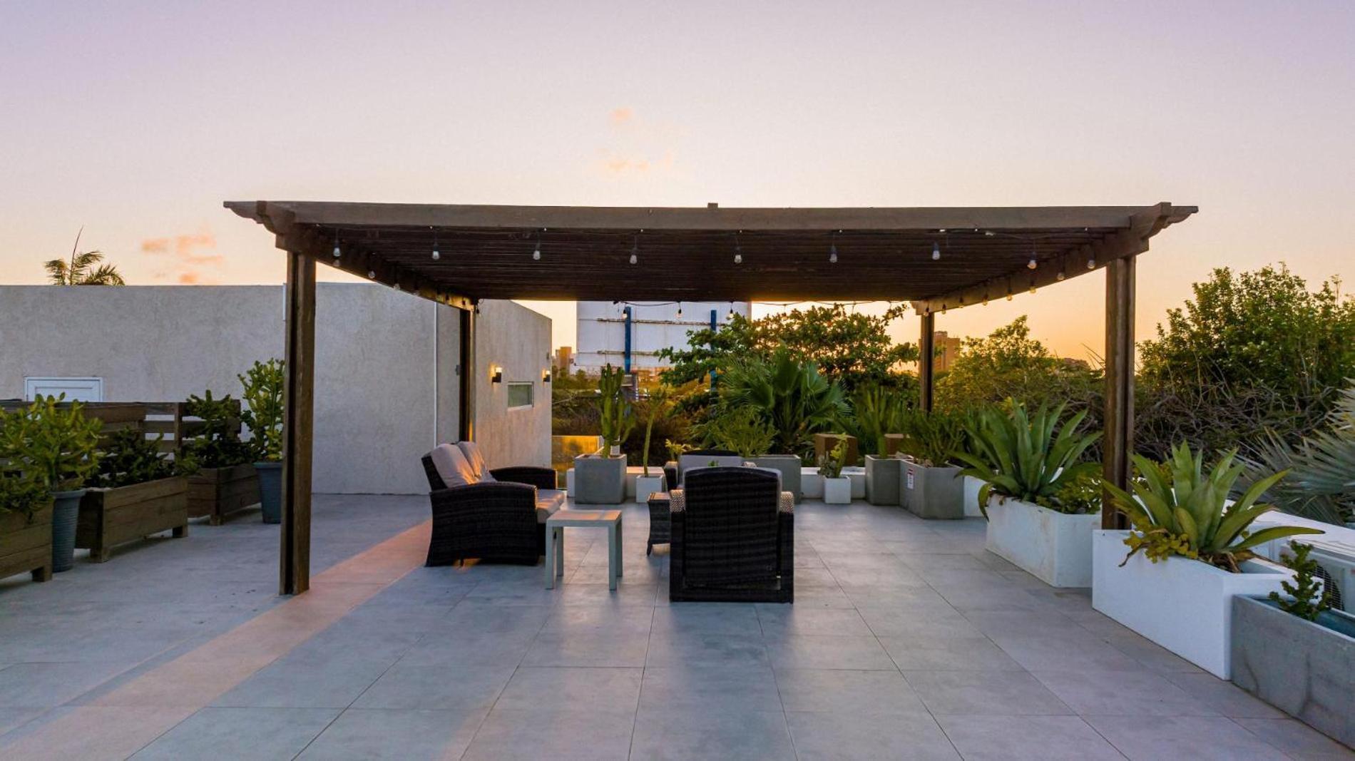 Koyari Modern Condos 9Br 7Ba Sleeps 26 W/ Pool And Roof Deck Palm Beach Exterior foto