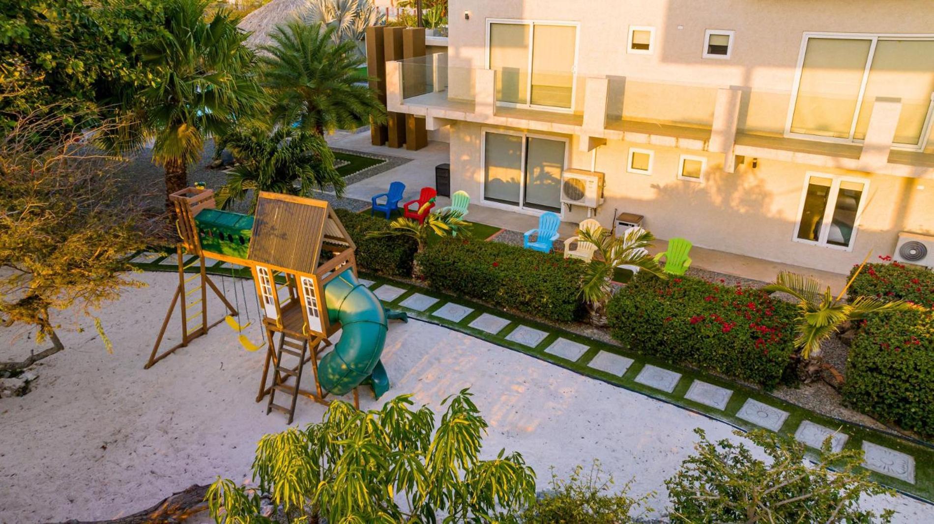 Koyari Modern Condos 9Br 7Ba Sleeps 26 W/ Pool And Roof Deck Palm Beach Exterior foto